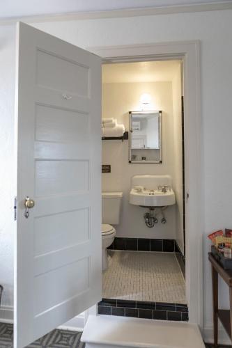 Hotel Congress - photo 8