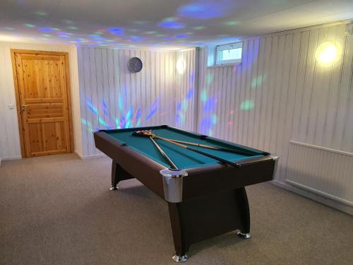 Villa for 10 persons with massage chair sauna billiard table and free electric vehicle station for electric cars — 4-Star Luxury Hotel in Hultsfred, Sweden