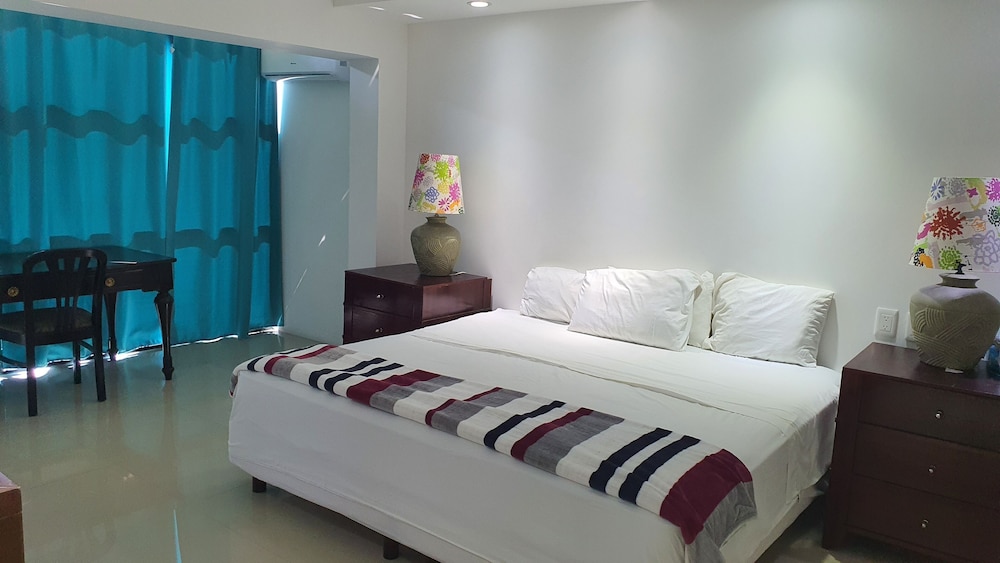 Nirvana Hotel Cancun Hotel Zone - last minute hotel in Cancun