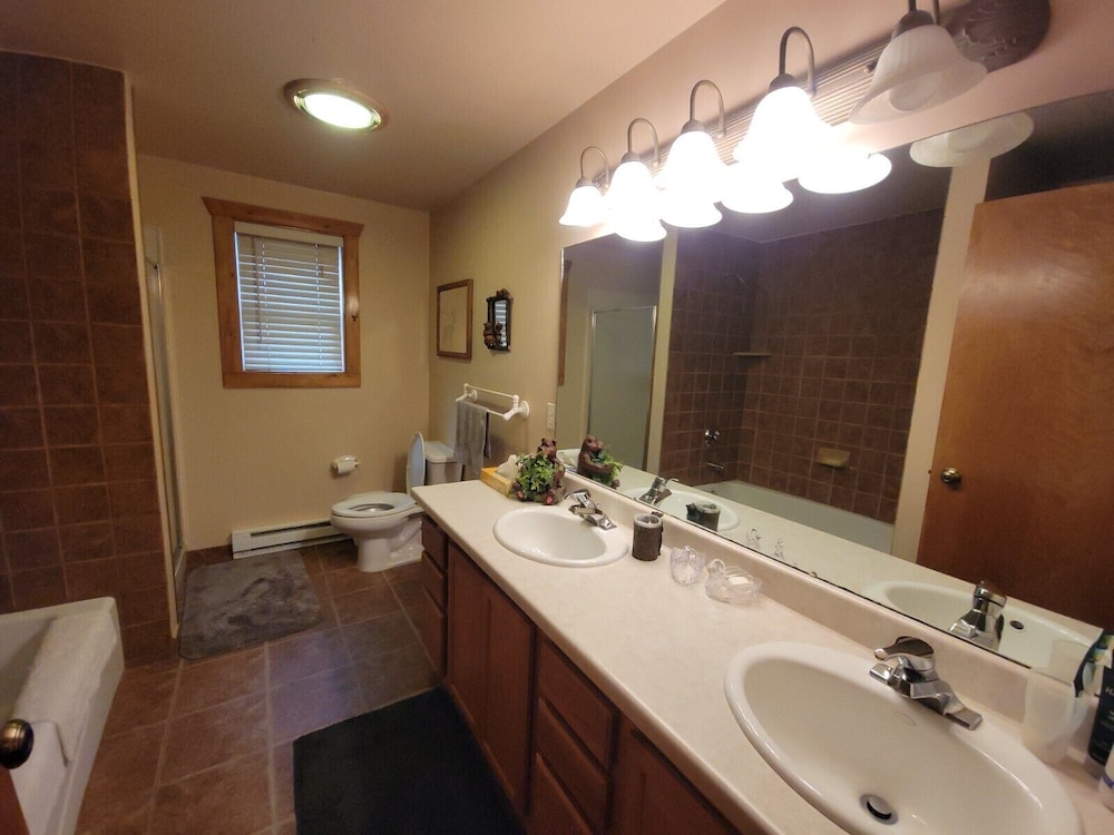 Wagon Wheel Hotel - photo 44