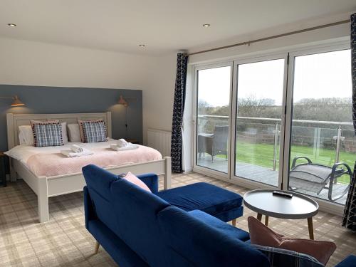 Sailaway Cottage at The Bay Filey sleeps 8 10 pet free