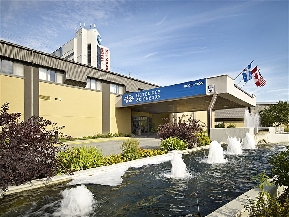 Hotel des Seigneurs Saint Hyacinthe — hotel in Saint-Hyacinthe