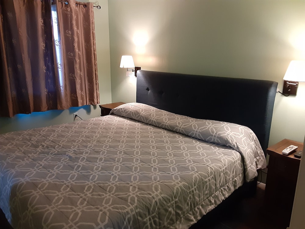 Shiny Motel - photo 11