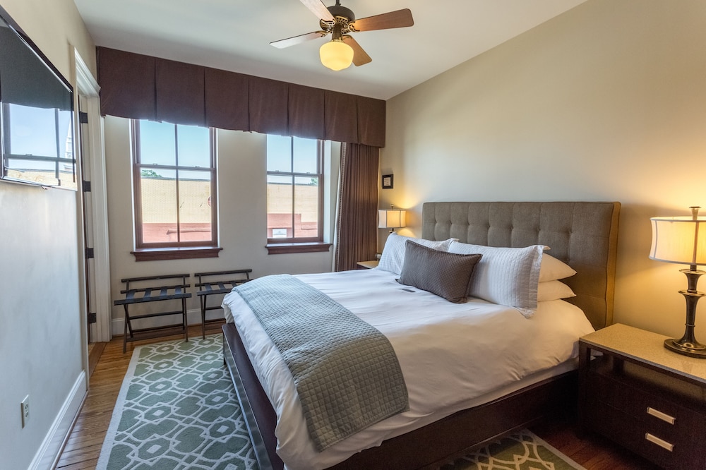 The Bleckley Inn - photo 20