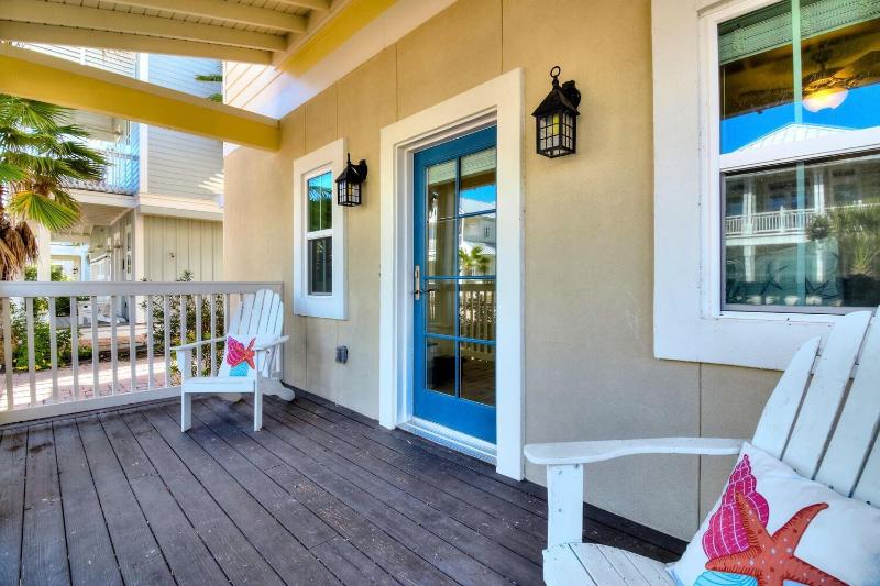 Coastal Hideaway 230 BE - featured photo