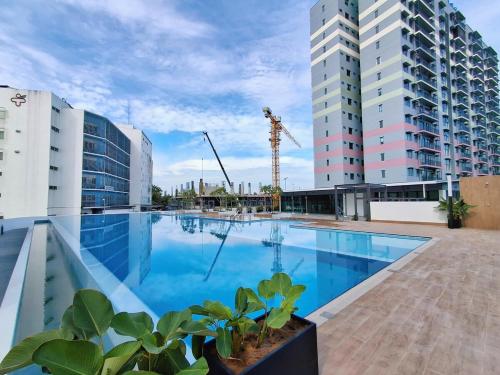 Kenny Hill 3 Bed Room Parkboy — 4-Star Luxury Hotel in Kuching, Malaysia