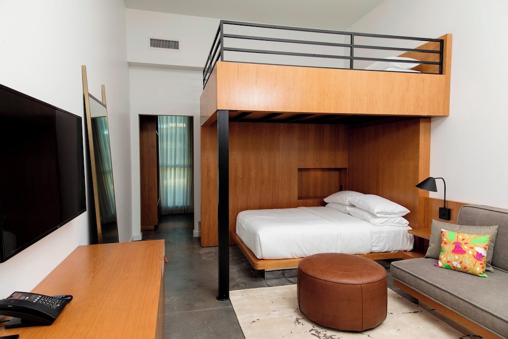 The Sarasota Modern a Tribute Portfolio Hotel - photo 21