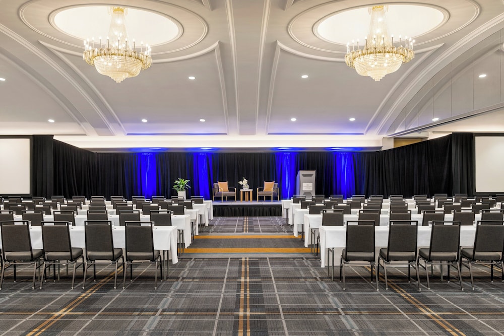 Crowne Plaza Louisville Airport Expo Ctr by IHG - photo 110
