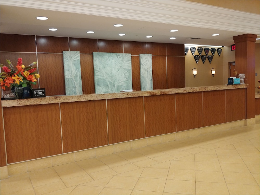 Hilton Ocean City Oceanfront Suites - photo 6