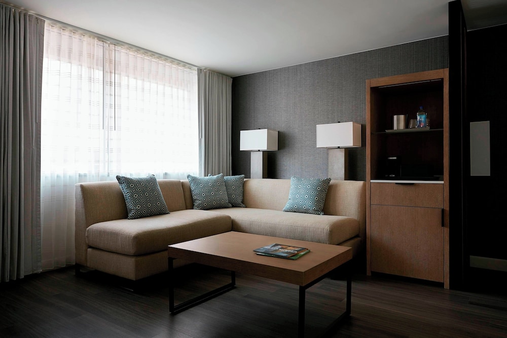 Charlotte Marriott City Center - photo 23