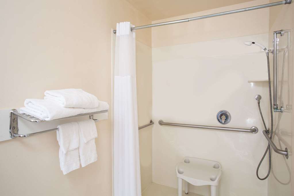 Ramada by Wyndham Draper - photo 9