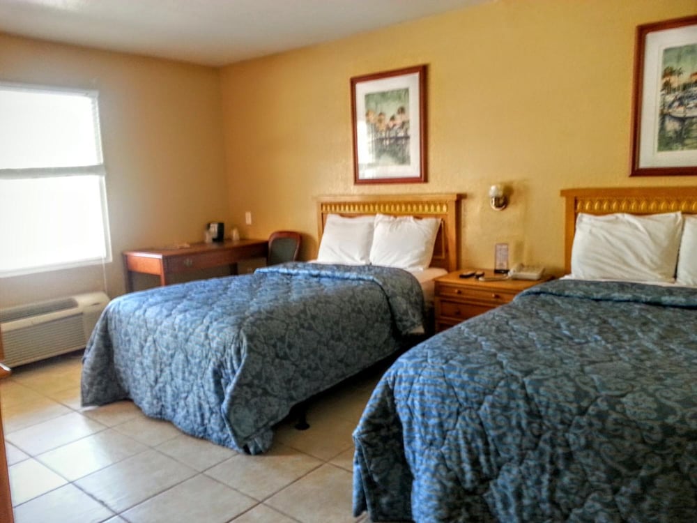 Budget Lodge of Mount Dora - photo 18