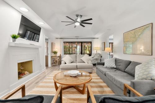 51 Inlet Cove Cottage by Akers Ellis Rentals — 4-Star Luxury Hotel in Kiawah Island, United States