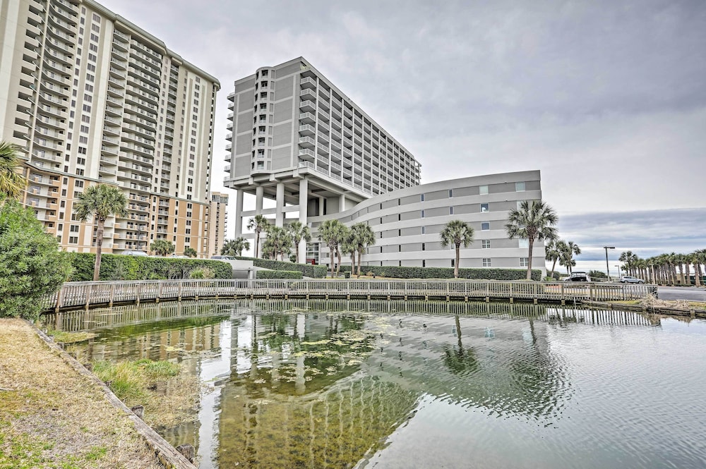 Resort Amenities and Boardwalk Beachfront Condo - photo 13