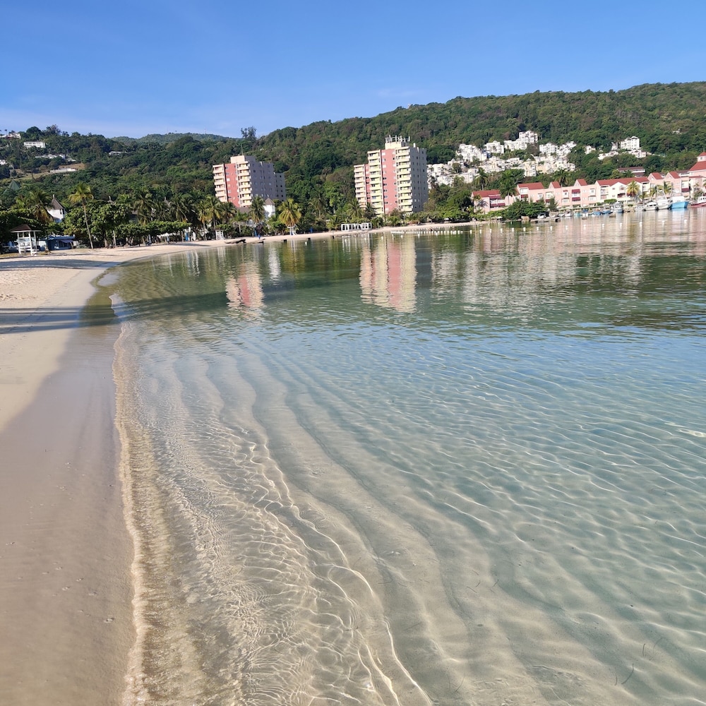 Fisherman’s Point Ocean View Hotel in Ocho Rios, Jamaica