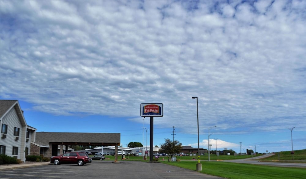 FairBridge Inn & Suites in Thorp WI - photo 37