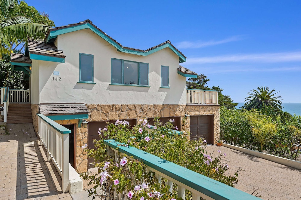 Blue Ocean View Retreat Minutes to Beach in Santa Barbara, United States