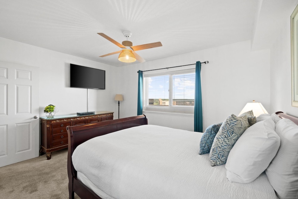 Emerald Beach Resort by Panhandle Getaways - photo 18