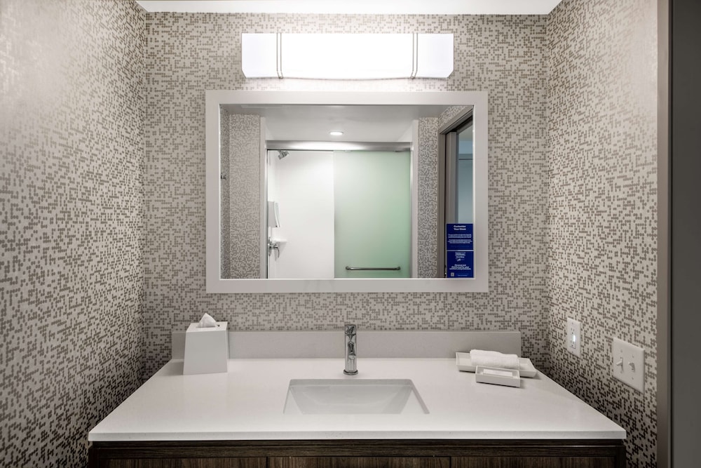 Home2 Suites by Hilton Phoenix Airport North AZ - photo 21