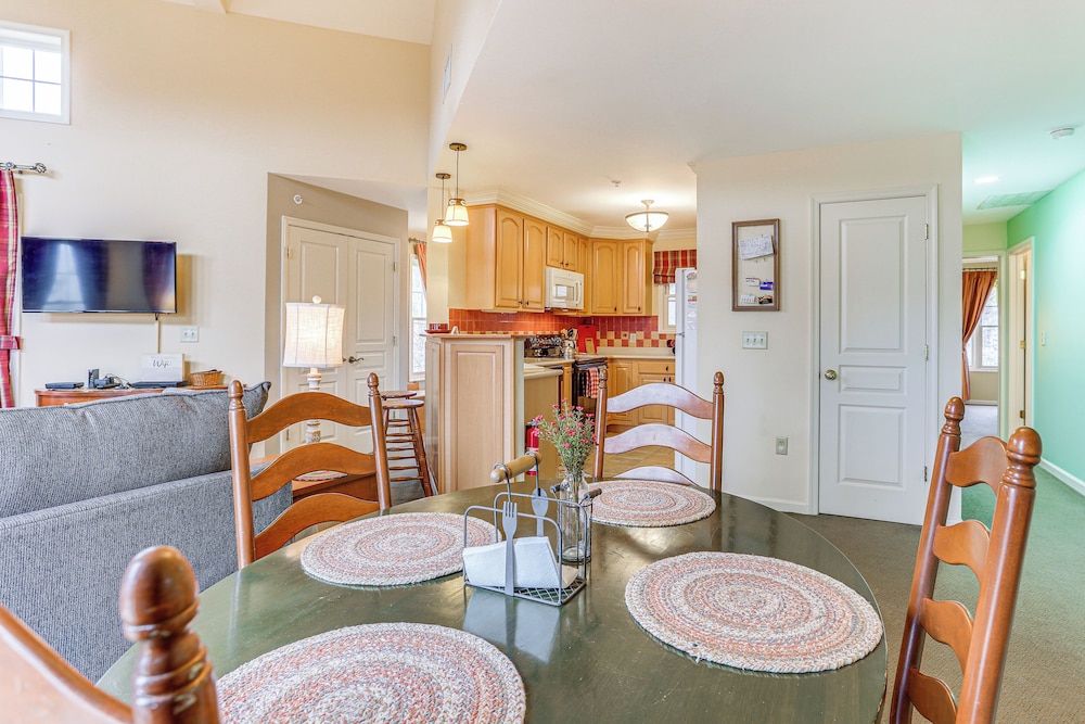 Spacious Condo w View 1 Mi to Mtn Creek Resort - photo 9