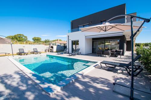 Villa Elite 1 — 4-Star Luxury Hotel in Pula, Croatia