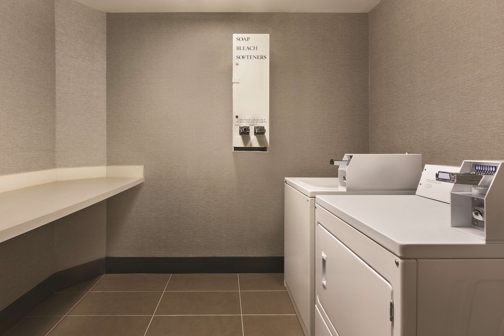 Hampton Inn Houston Brookhollow - photo 25