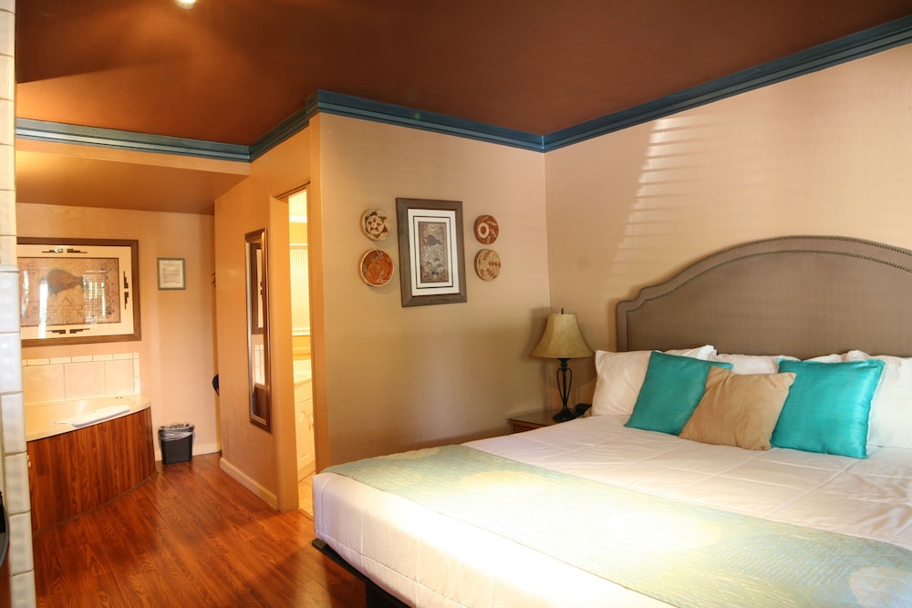 Oak Creek Terrace Resort - photo 7