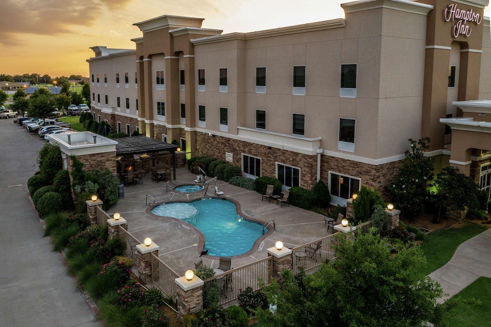 Hampton Inn Vernon - photo 37