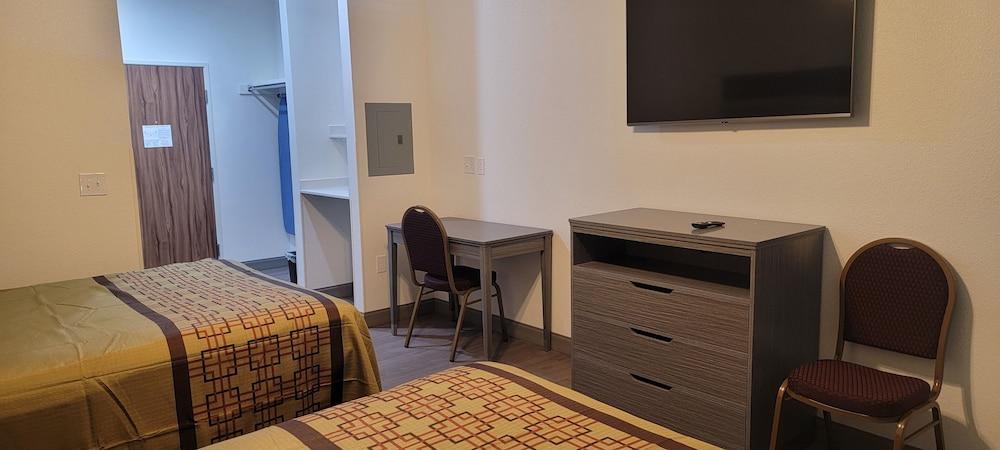 Texas Bungalows Hotel & Hotel Que at i35 Austin Pflugerville - photo 6