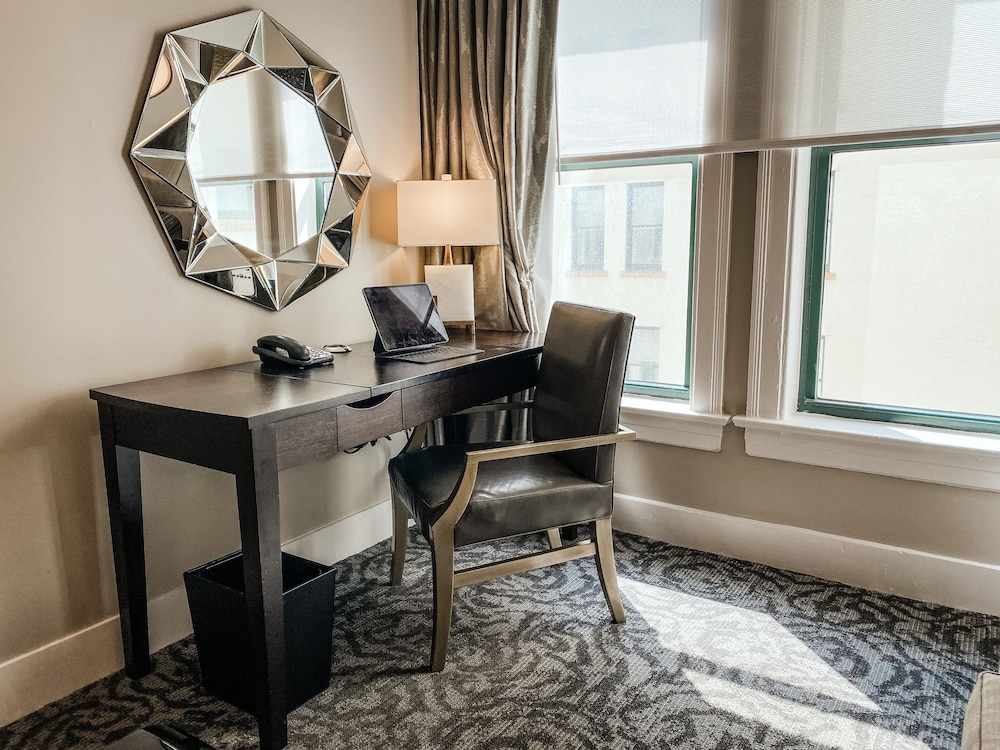 The St. Anthony A Luxury Collection Hotel San Antonio - photo 17
