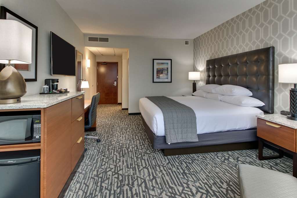 Drury Plaza Hotel Richmond - photo 25
