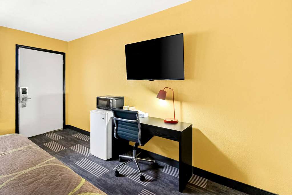 Super 8 by Wyndham Vandalia Dayton International Airport - photo 28