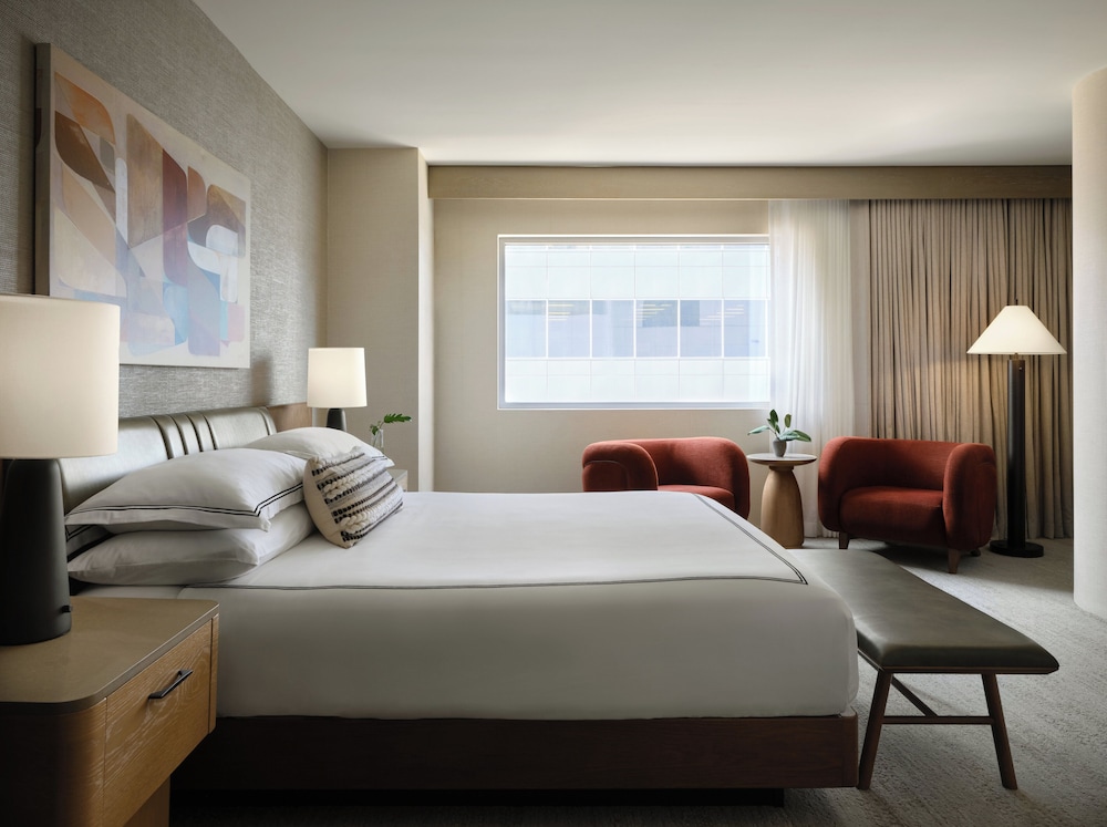 Kimpton Hotel Palomar Phoenix Cityscape by IHG - photo 28