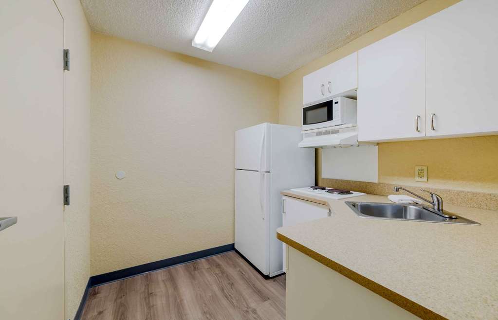 Extended Stay America Suites Ft Lauderdale Cyp Crk Andrews A - photo 23