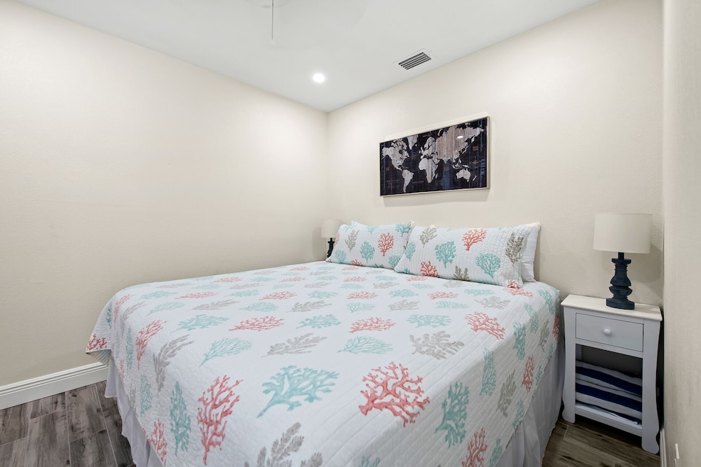 Seabreeze at Anna Maria Island Inn - photo 4
