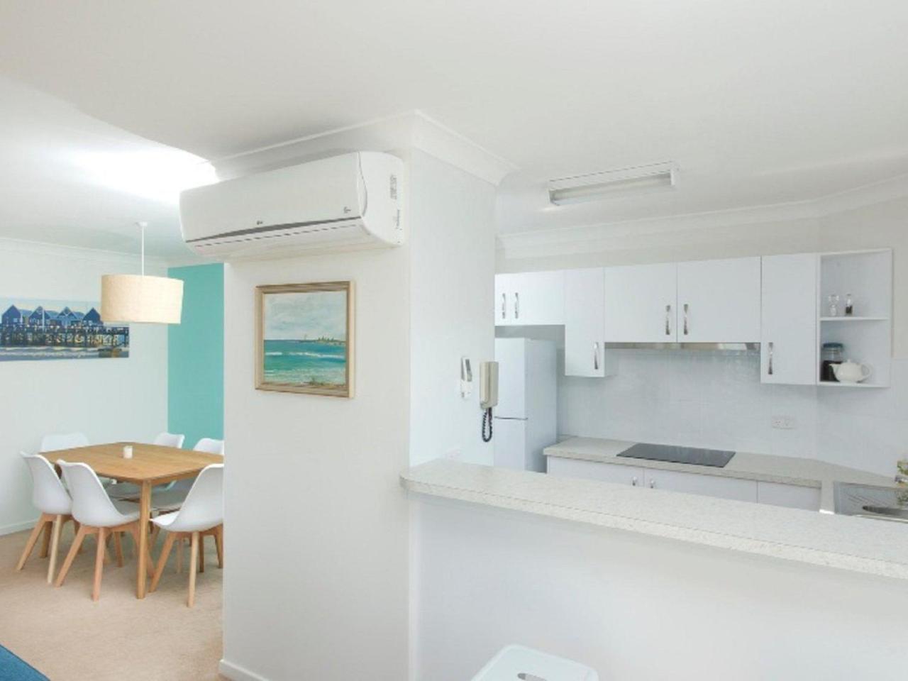 Heritage 303 — Tuncurry — photo 2