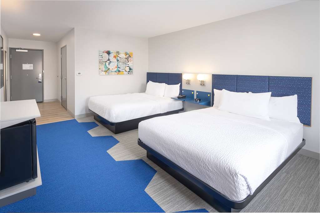 Microtel Inn & Suites by Wyndham Macedon - photo 19