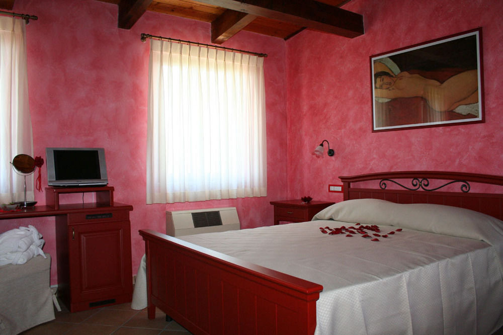 Antico Cilento — 4-Star Luxury Hotel in Ceraso, Italy