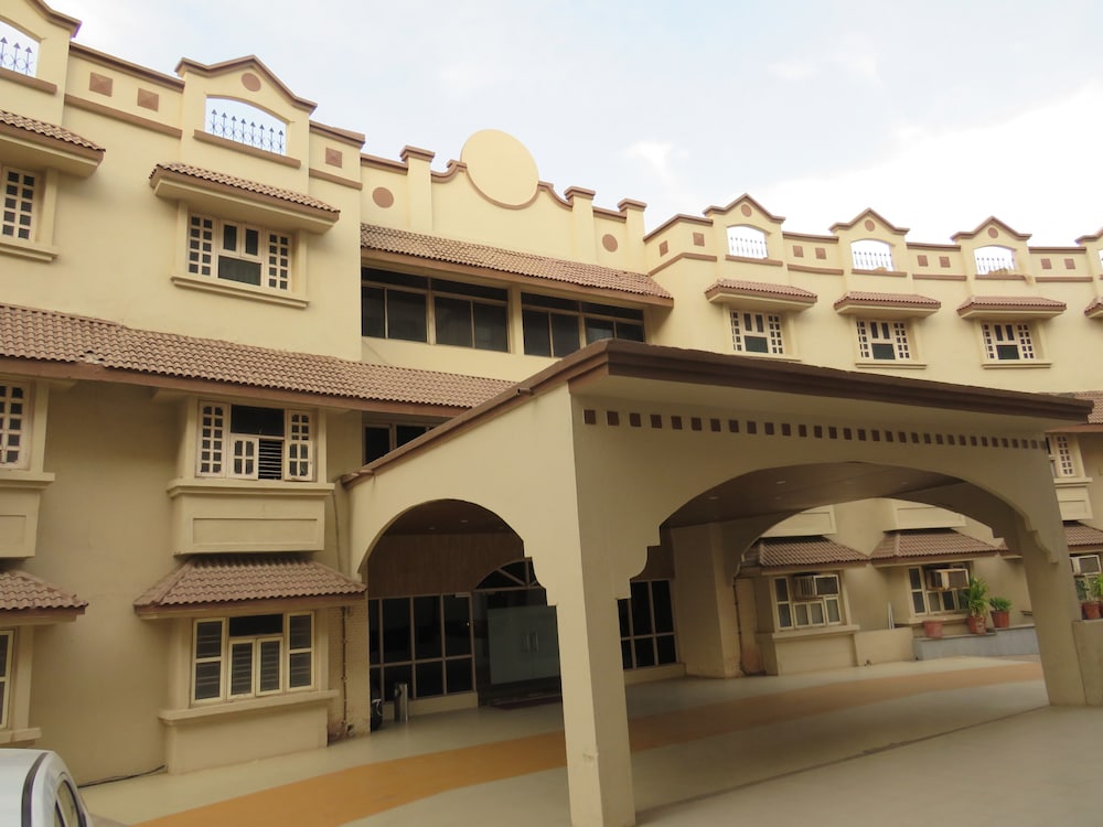 Dariyalal Hotel in Morbi, India