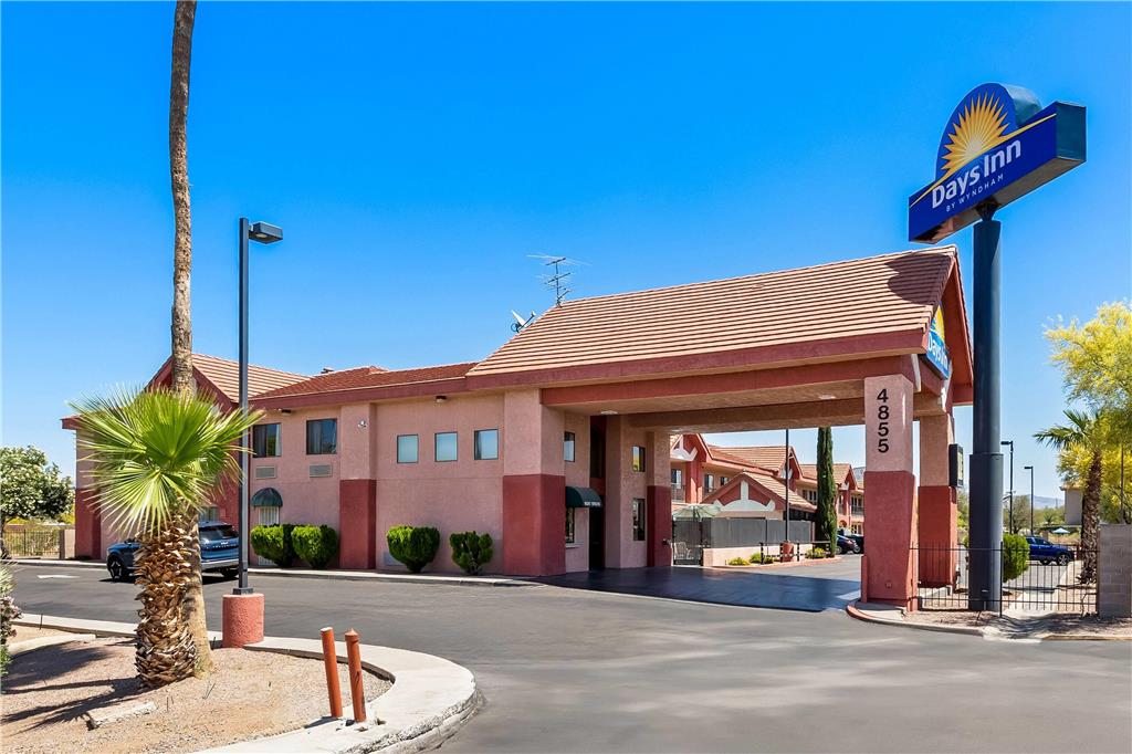 Days Inn by Wyndham Tucson Airport — hotel near Tucson International Airport