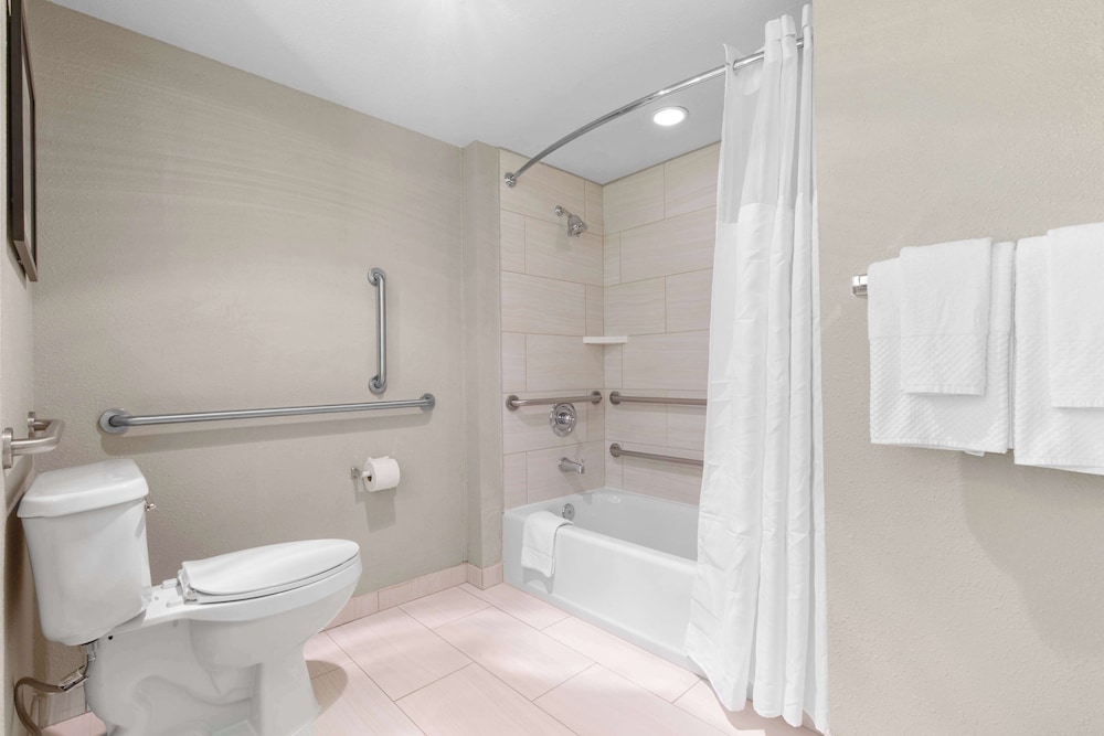 DoubleTree by Hilton Hotel Park City The Yarrow - photo 24