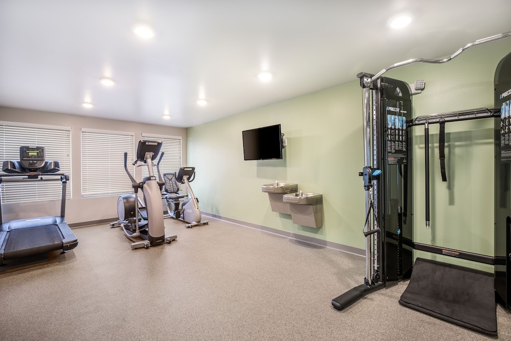 WoodSpring Suites Libertyville Chicago - photo 16