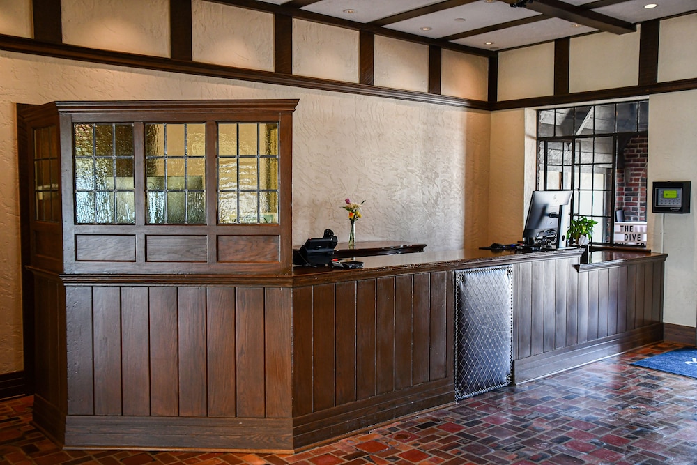 The St. Clair Inn - photo 11