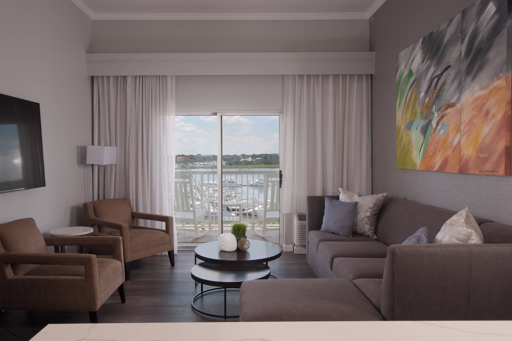Courtyard Charleston Waterfront by Marriott - photo 27