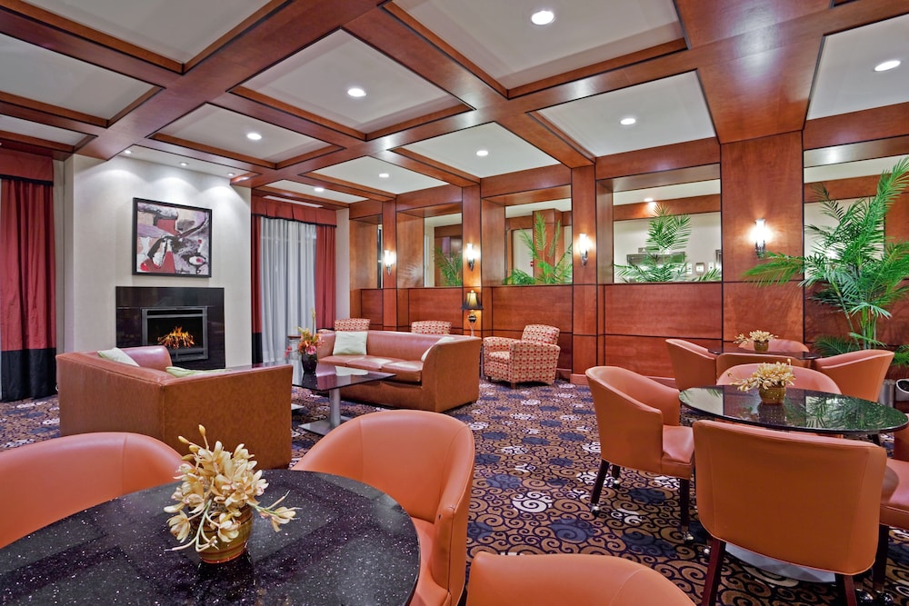 Holiday Inn Purdue Fort Wayne by IHG - photo 31