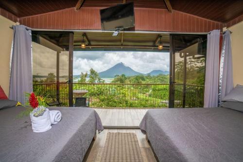 Villas Paradise Arenal Volcano Lake View — 4-Star Luxury Hotel in Alajuela, Costa Rica