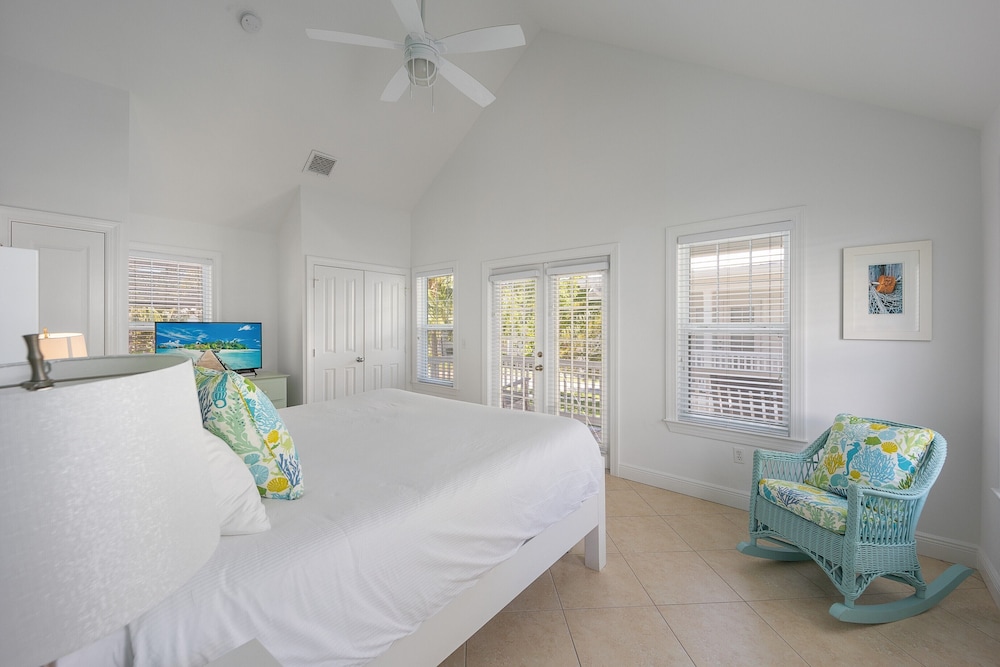 Coral Lagoon Resort Villas & Marina by KeysCaribbean - photo 7