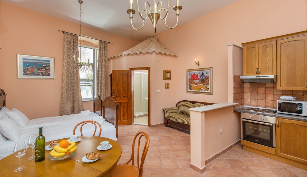 Irundo Dubrovnik Arch Apartments — 4-Star Luxury Hotel in Dubrovnik, Croatia