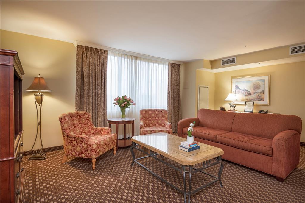 Arlington Court Suites a Clarion Collection Hotel - photo 49