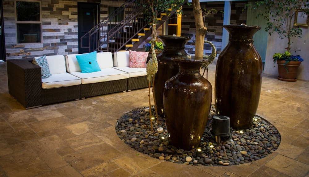 L.A. Sky Boutique Hotel - photo 36